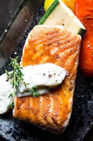 https://vitos.mynextbigthing.ca/wp-content/themes/gloriafood-restaurant/assets/starter/about-1.jpg
